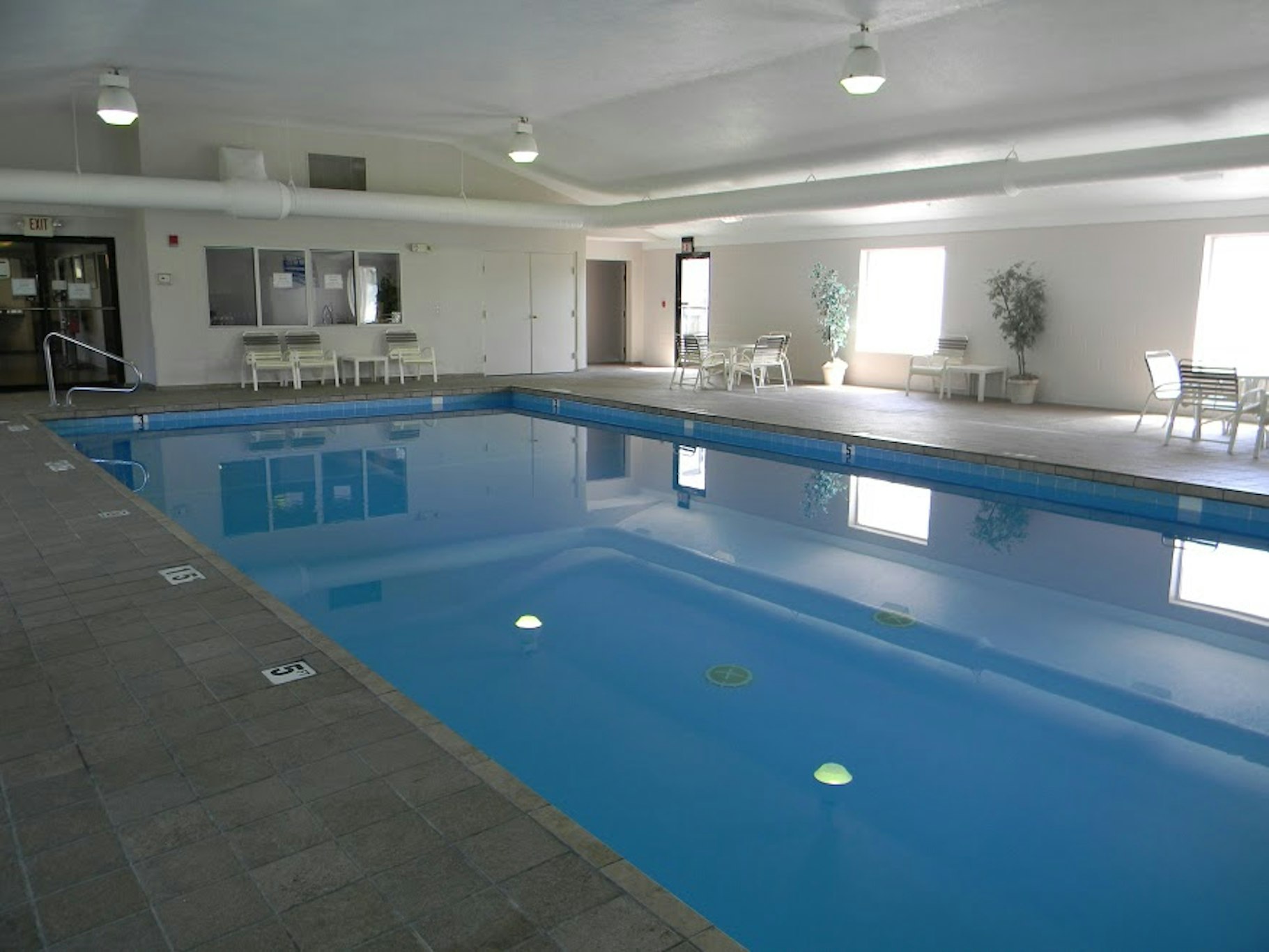 Boarders Inn & Suites by Cobblestone Hotels - Munising 22/51