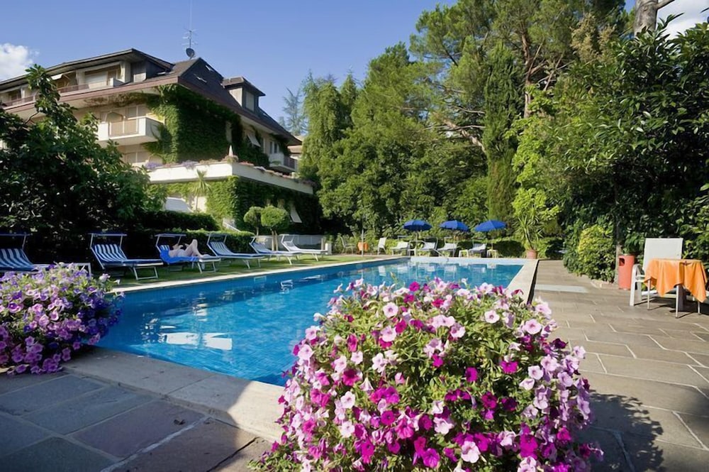 Hotel Juliane 52/56