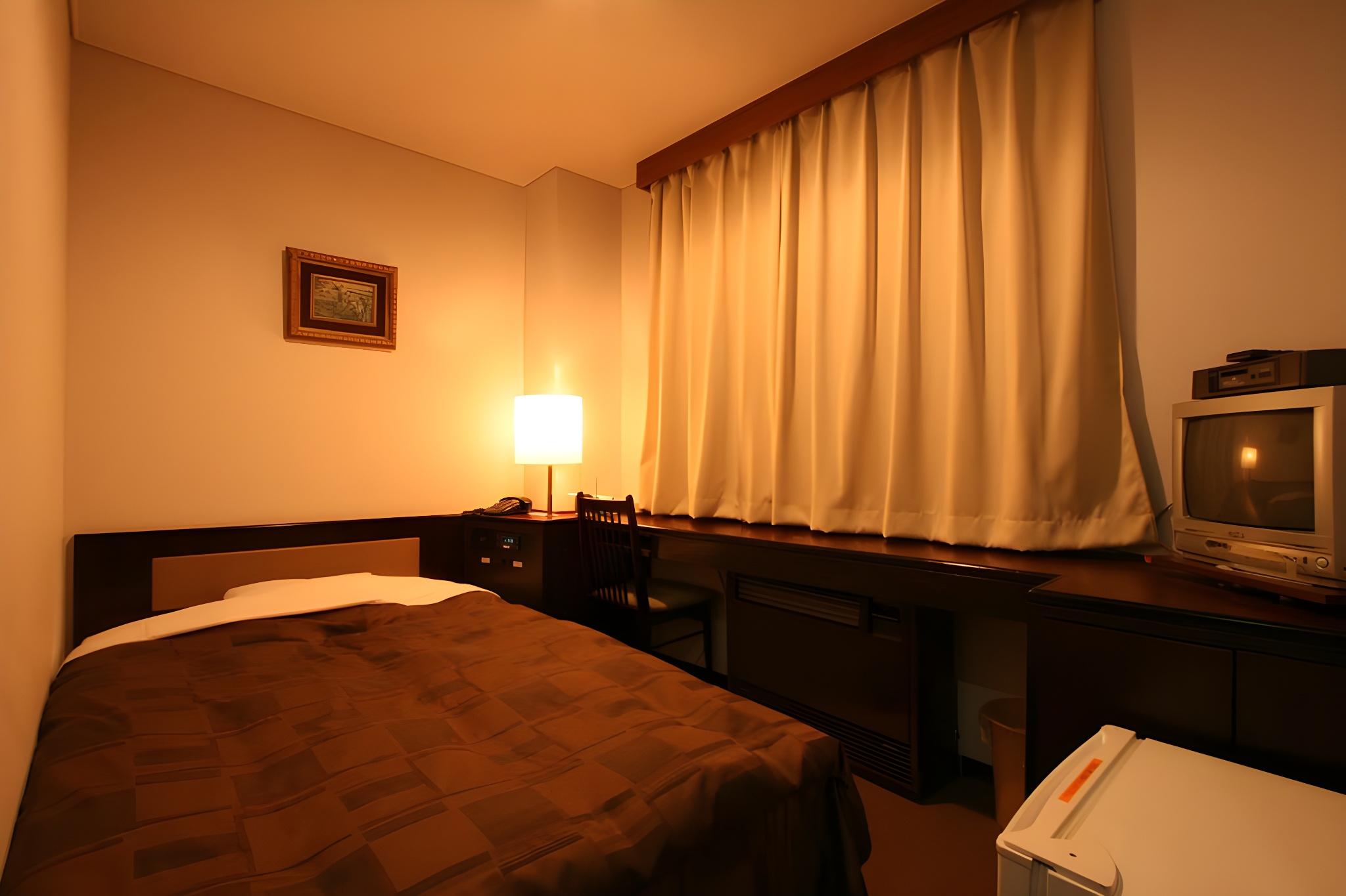 Semi Room, Standard, Semi Double Bed