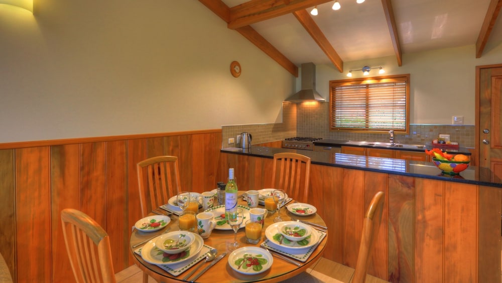 Endeavour Lodge 14/22
