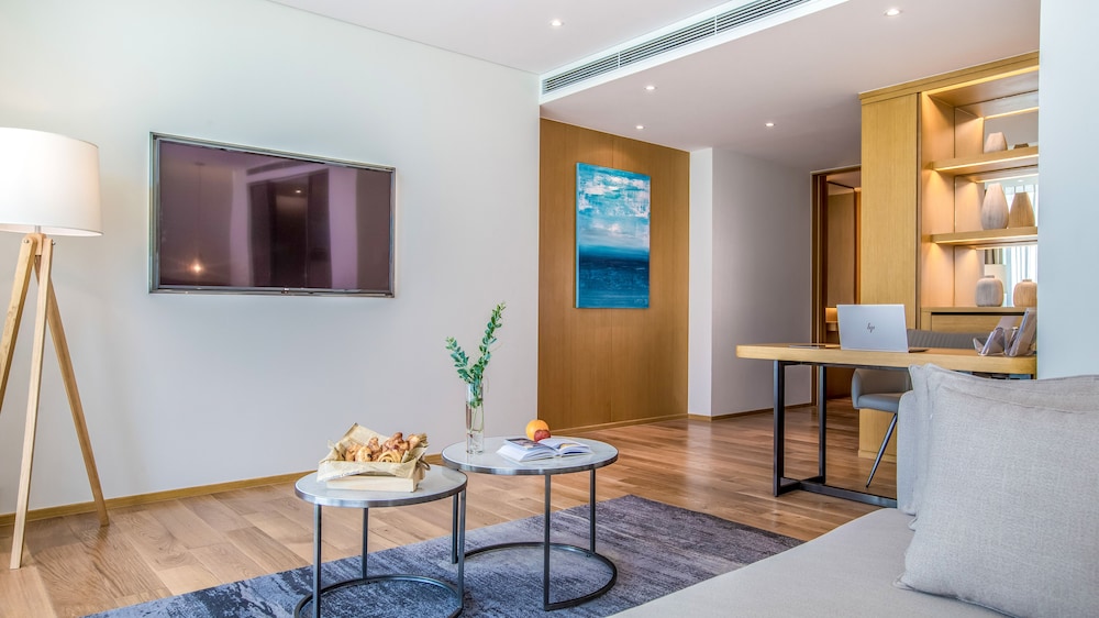 Prince Hotel Da Nang 60/75