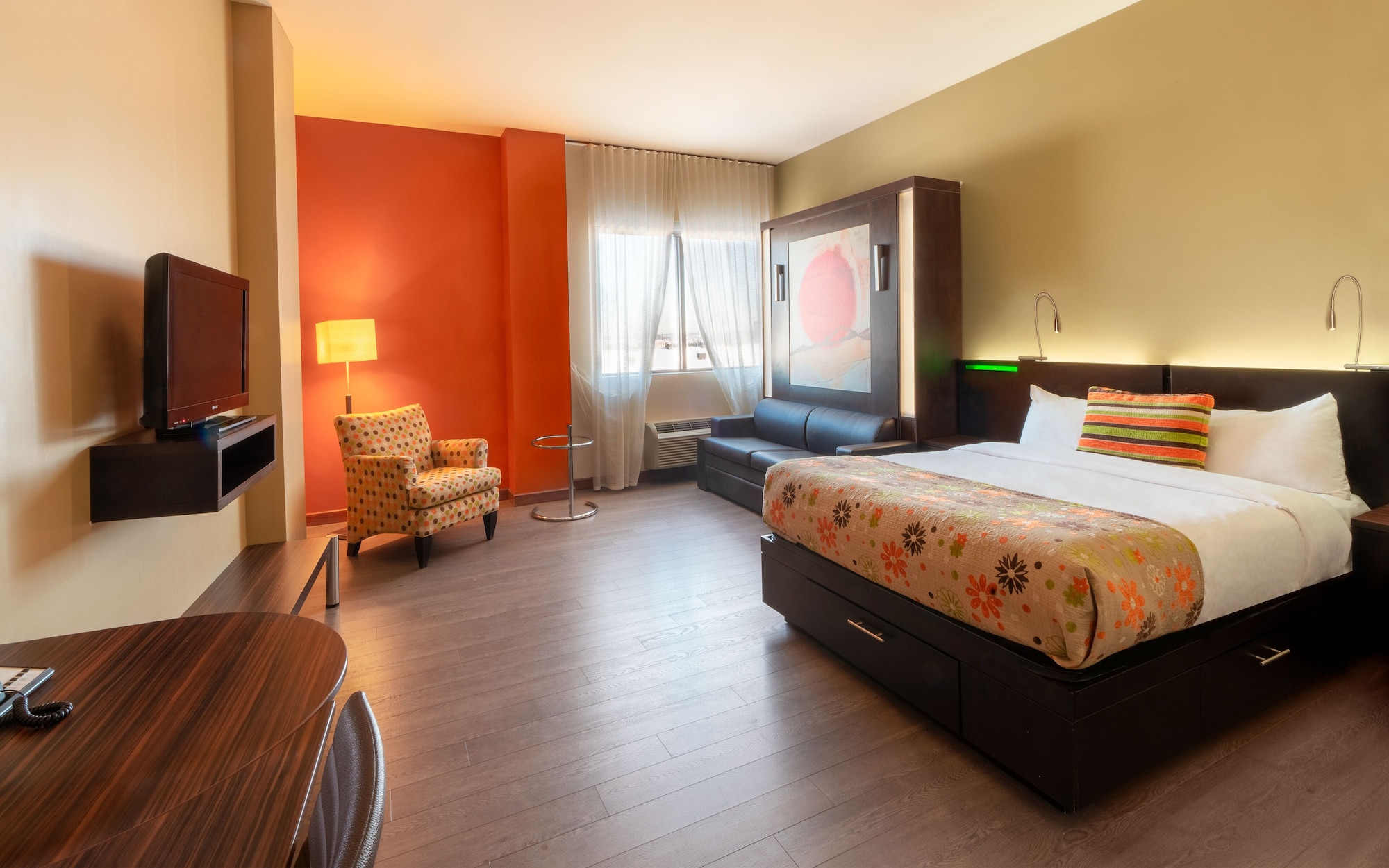 ROOM, QUEEN MURPHY BED, QUEEN BED, ACCESSIBLE