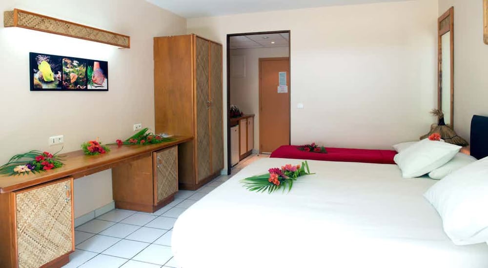 Hotel Hibiscus 32/75
