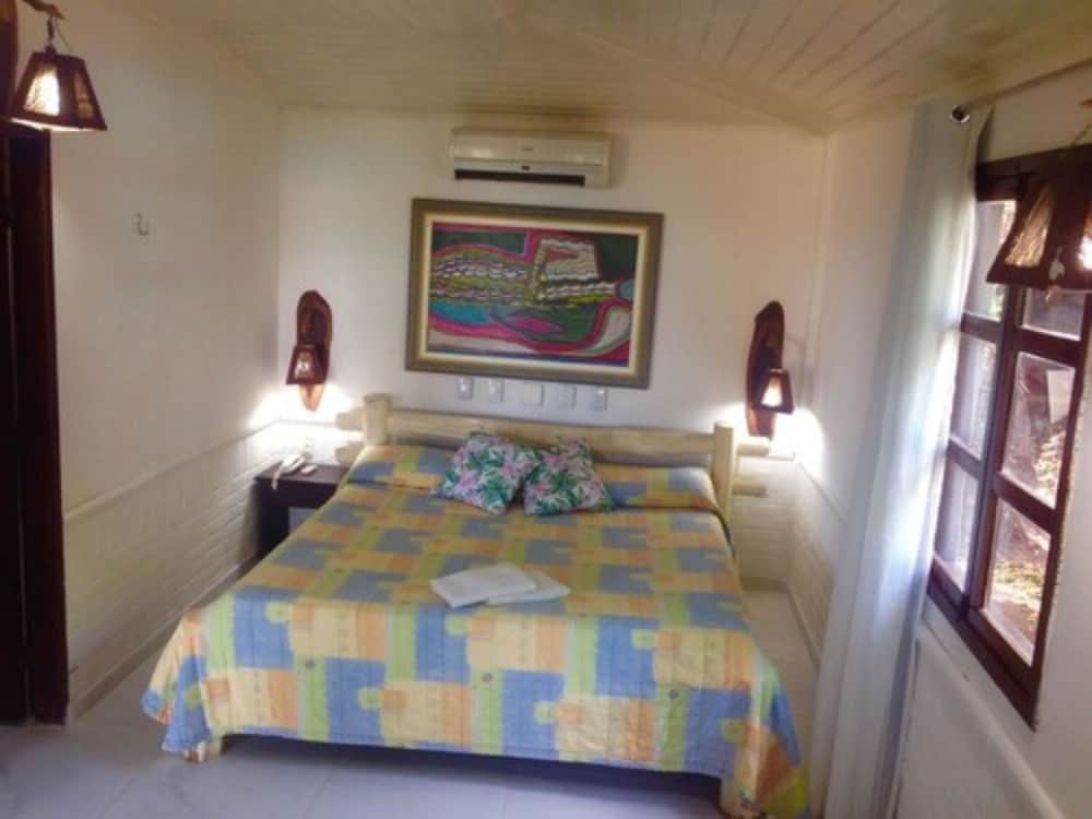 Hotel Marinas Resort 10/50