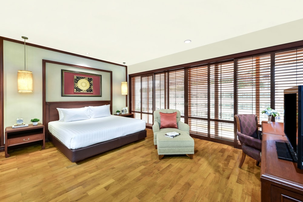 Centre Point Sukhumvit Thong Lo 30/70