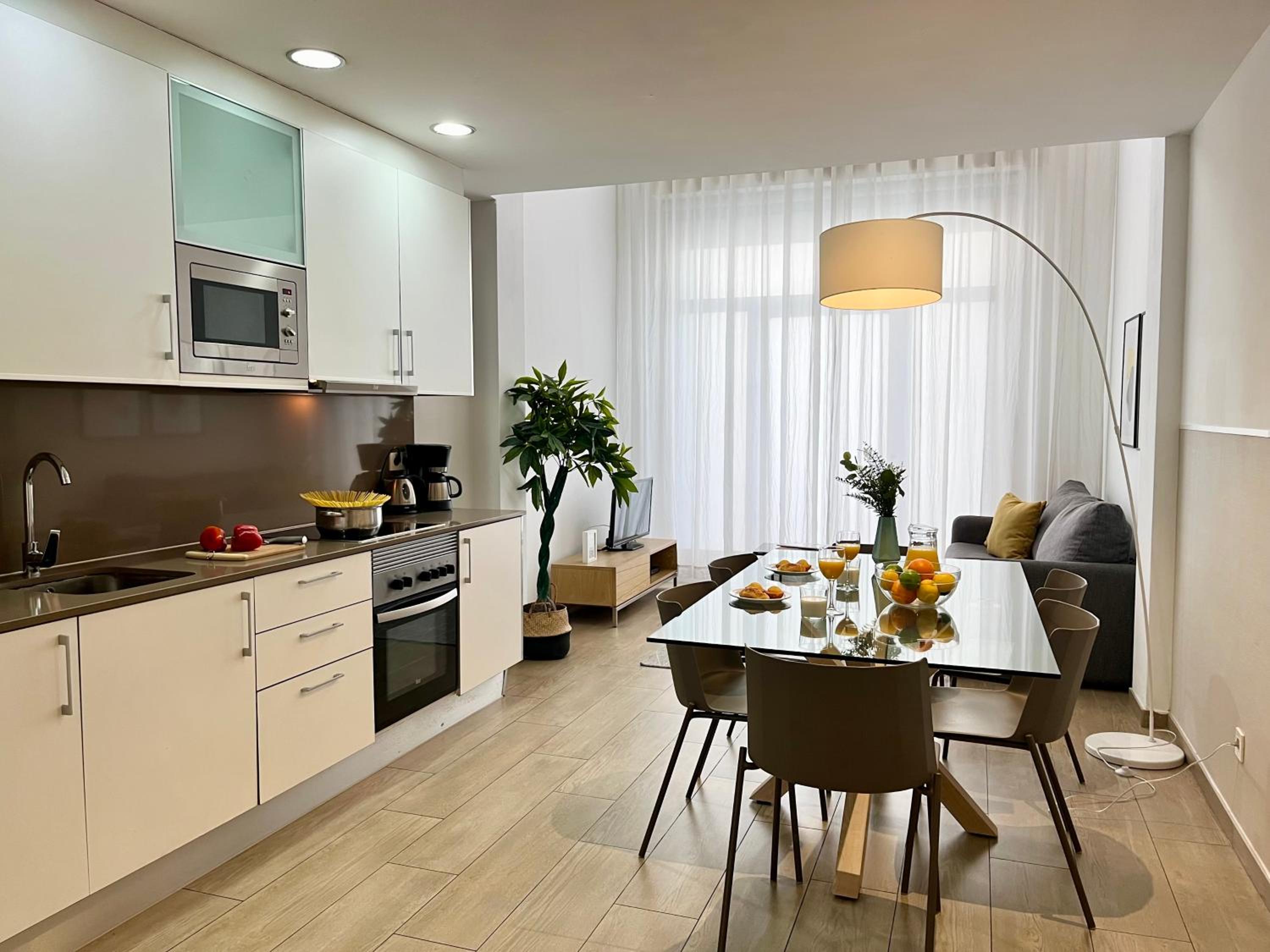Feelathome Plaza Apartments 29/51