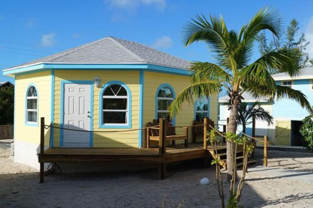 Paradise Bay 3/50