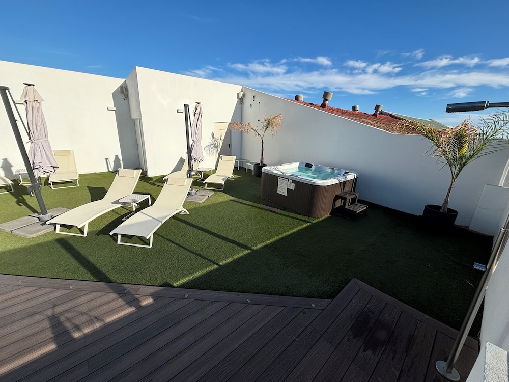 Hotel DAOS 44/50