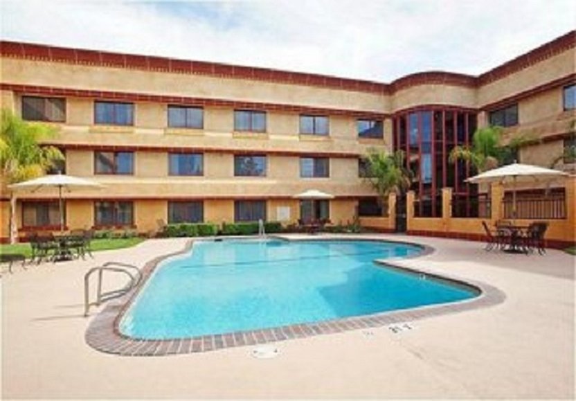 Holiday Inn Sacramento Rancho Cordova 12/77