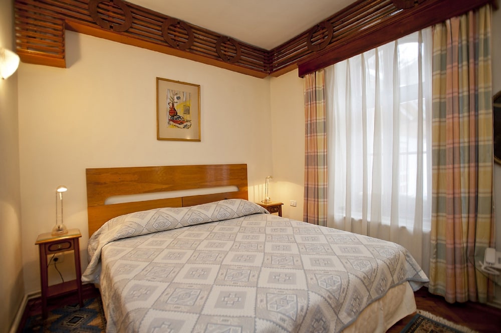 Vila Camelia 9/50