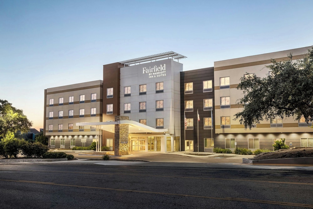 Fairfield Inn & Suites by Marriott San Antonio Medical Center 1/50