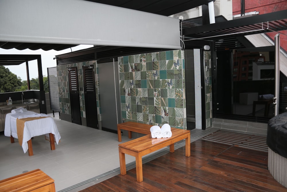 Hotel Ciudad Solar 37/50