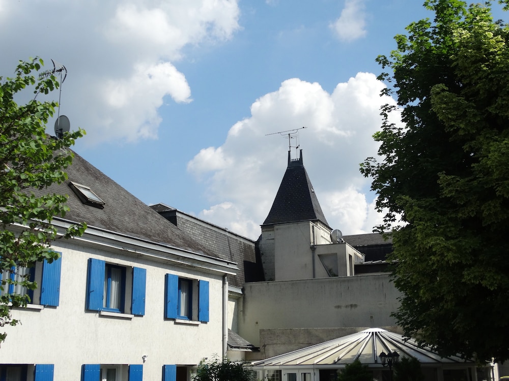 Le Castel Fleuri Hotel 6/61