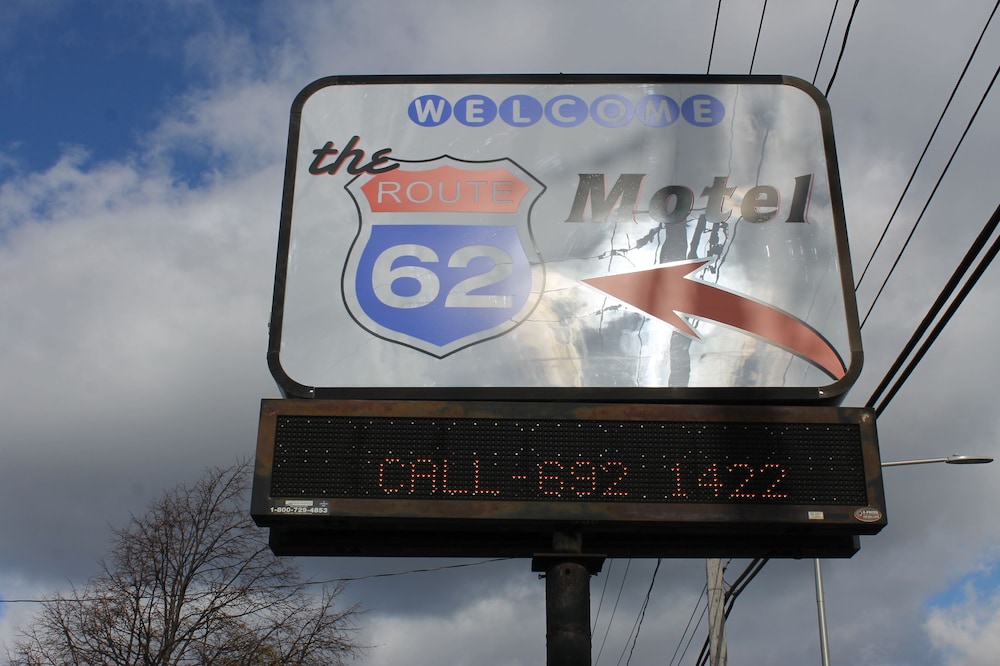 Route 62 Motel 10/19