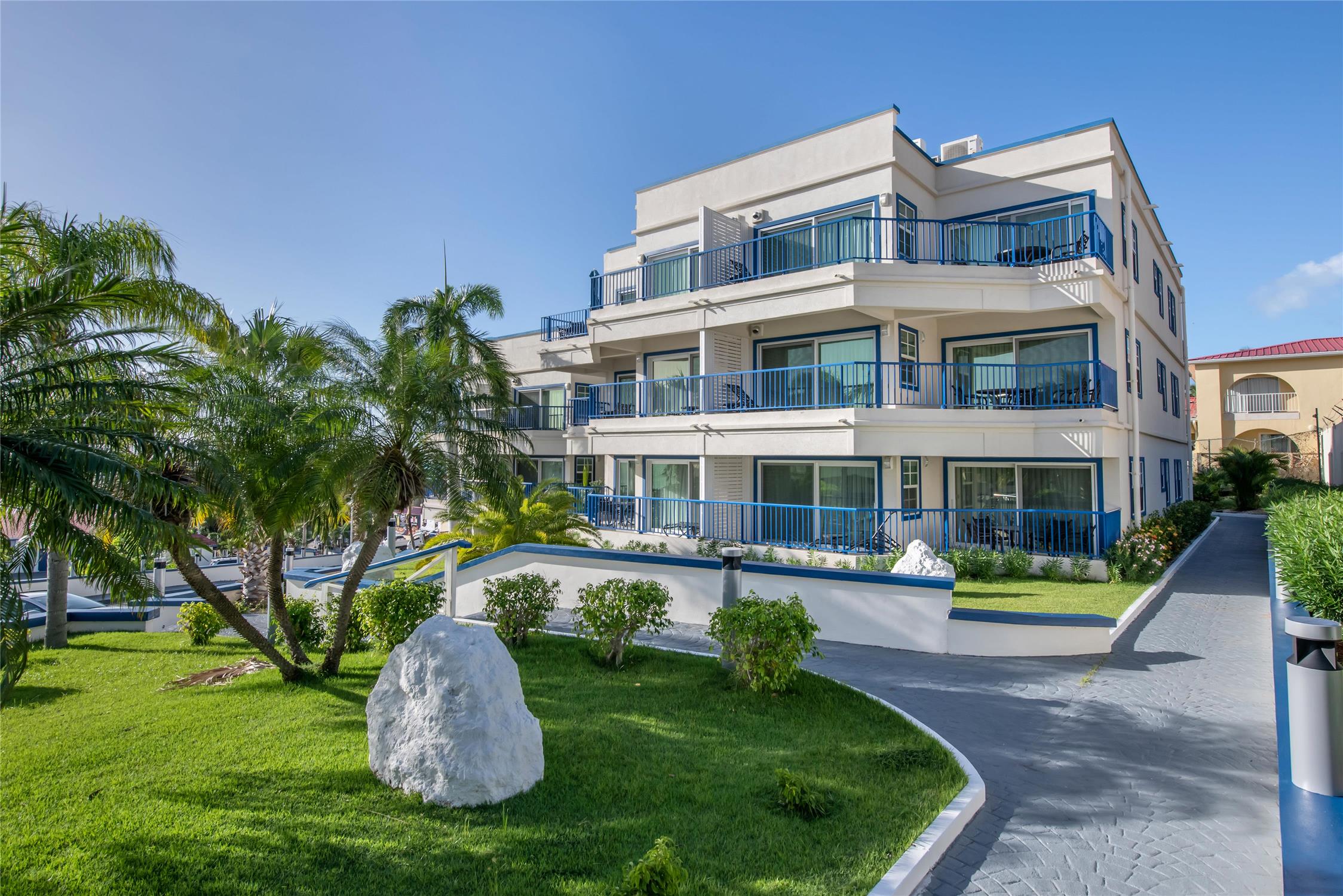 Hilton Vacation Club Flamingo Beach St. Maarten 1/12