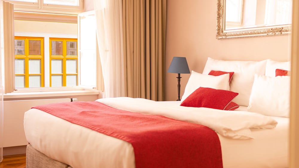1 Bedroom, Junior Suite