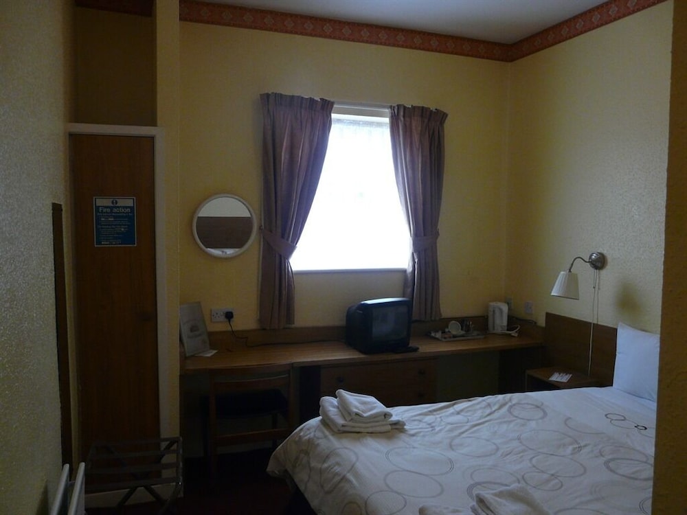 Morpeth Lodge 14/36