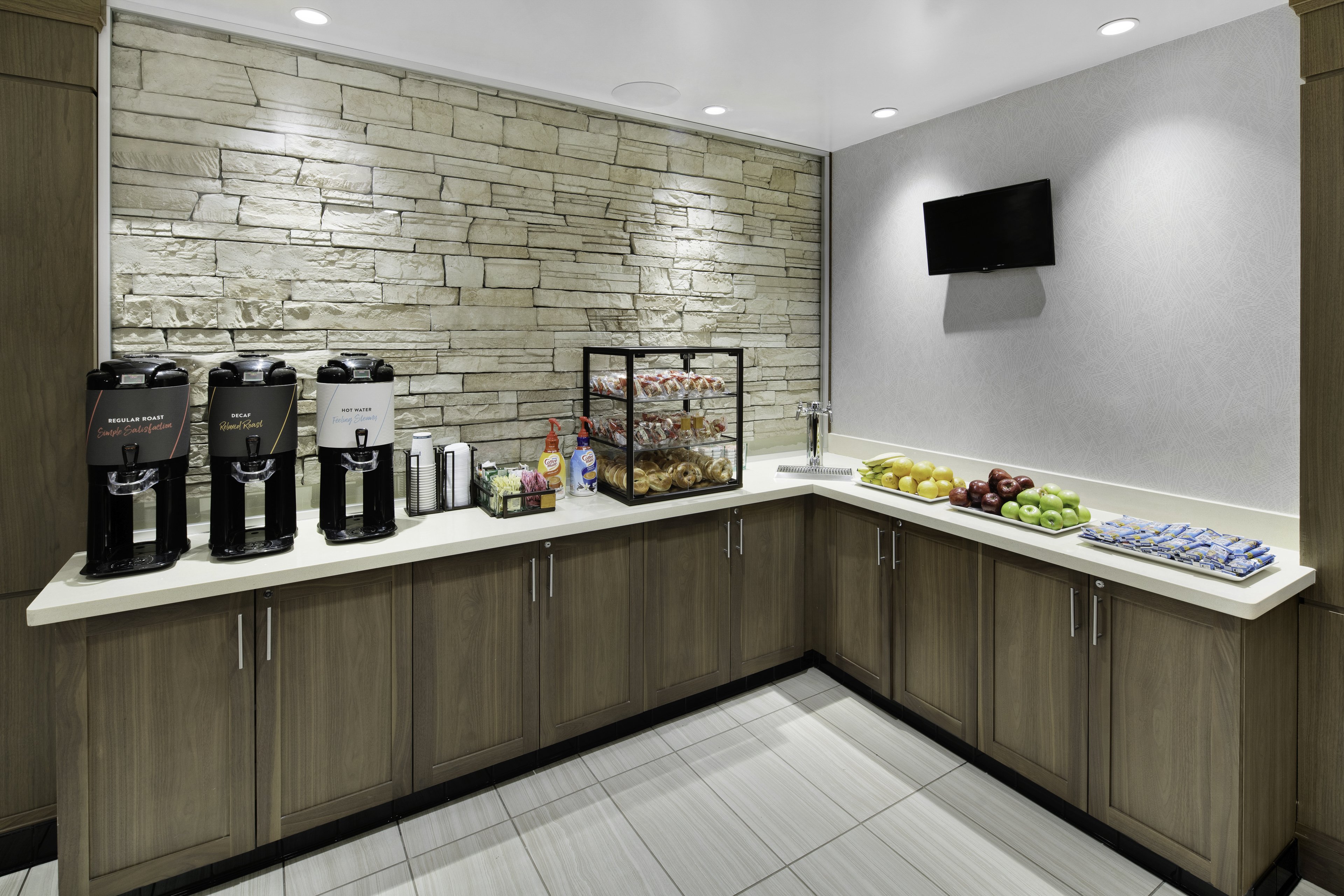 Staybridge Suites Irvine John Wayne Airport An Ihg Hotel 6/61