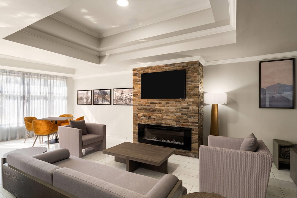 La Quinta Inn & Suites by Wyndham Bessemer 31/49