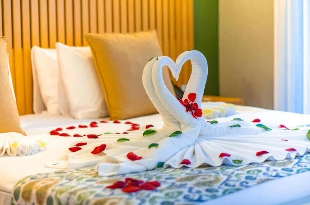 LA TERRAZZA HOTEL 36/60
