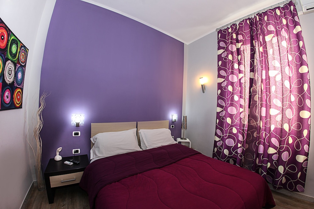 1 BEDROOM, COMFORT, SINGLE, DOUBLE BED, COURTYARD AREA