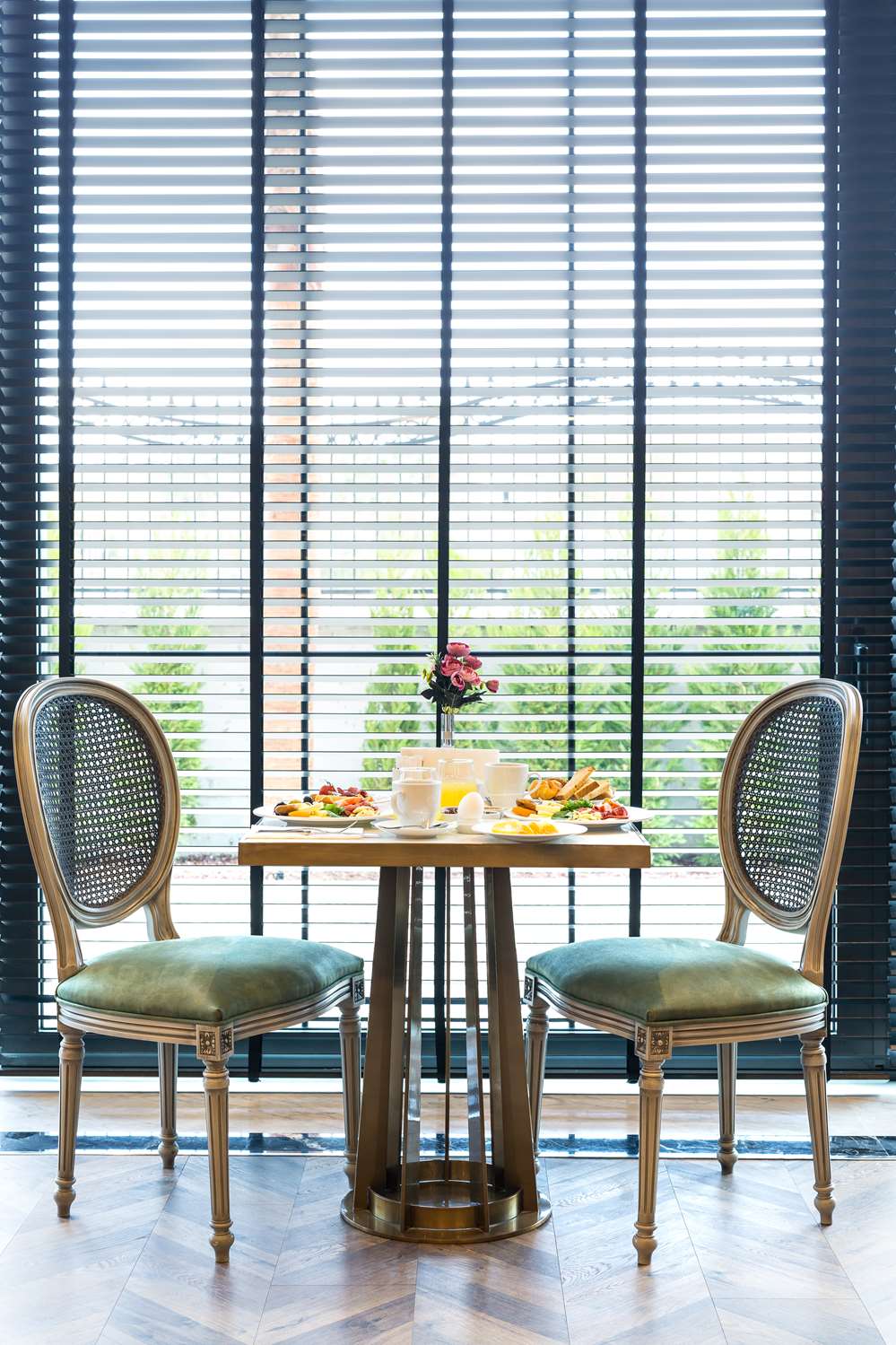 DoubleTree by Hilton Izmir Airport 68/85