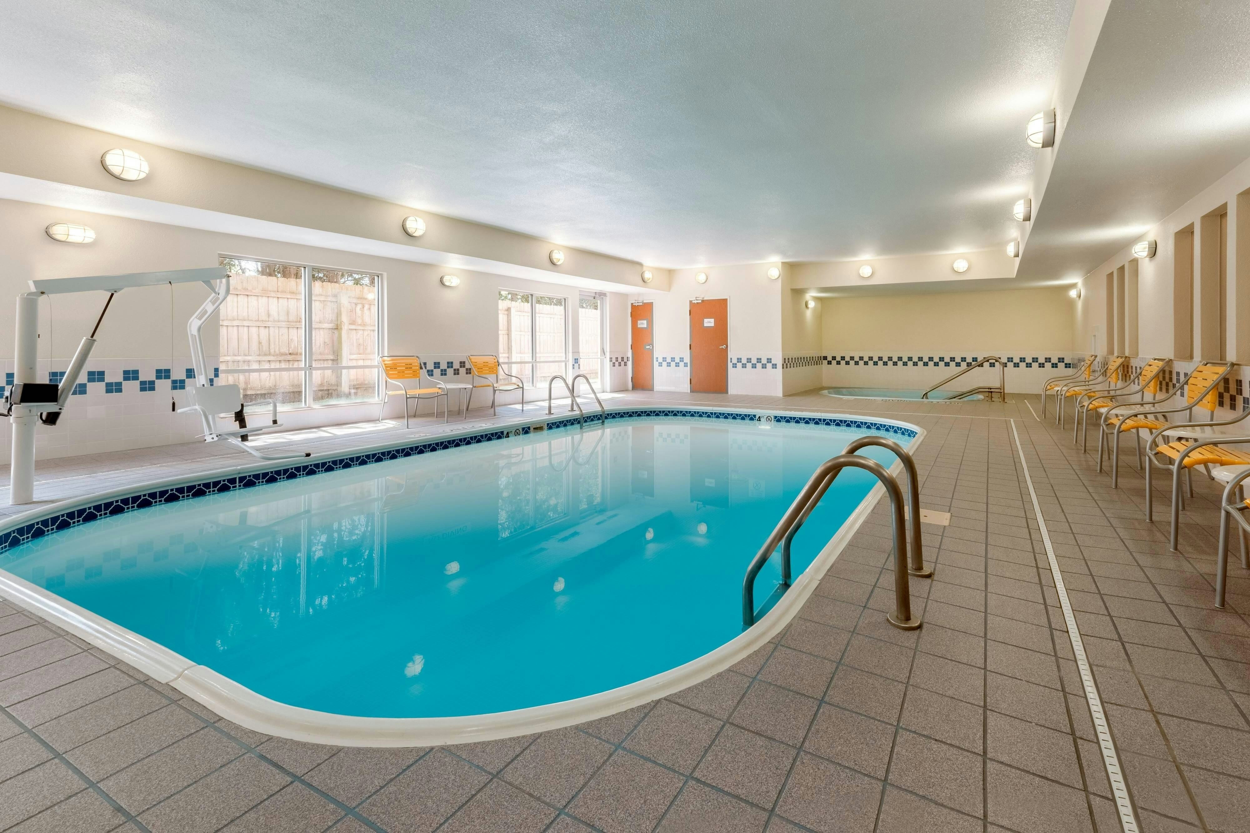 Fairfield Inn Suites Stevens Point 16/27