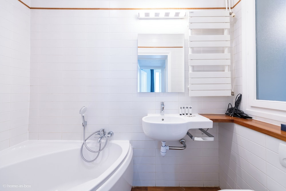 HOTELHOME PARIS 16 48/50