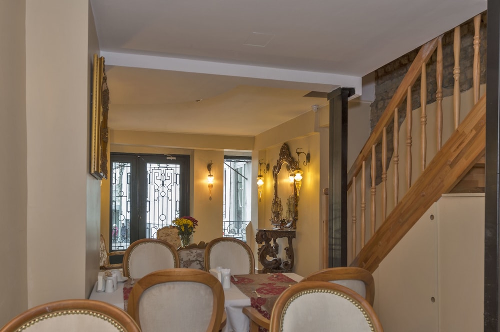 By Murat Royal Hotels Boutique Class 32/32