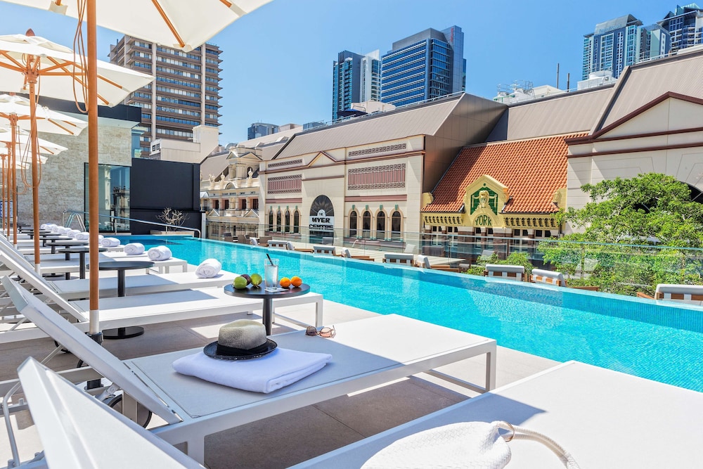 Hyatt Regency Brisbane 56/58