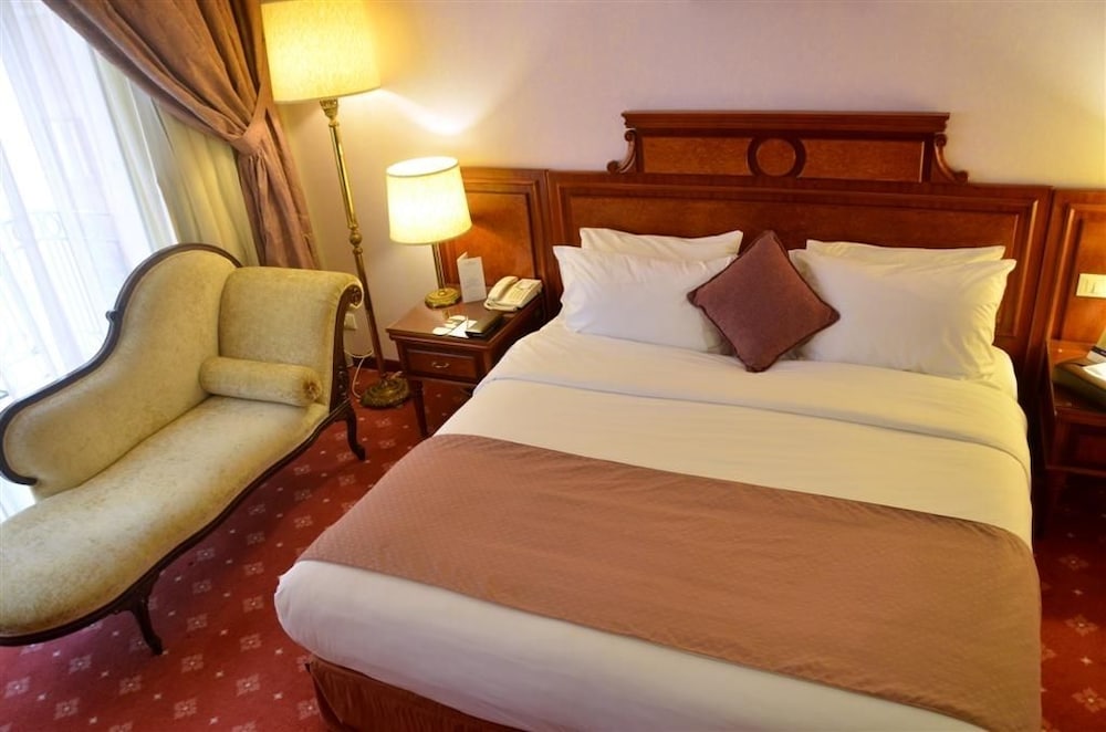 Serenada Golden Palace - Boutique Hotel Beirut 20/75