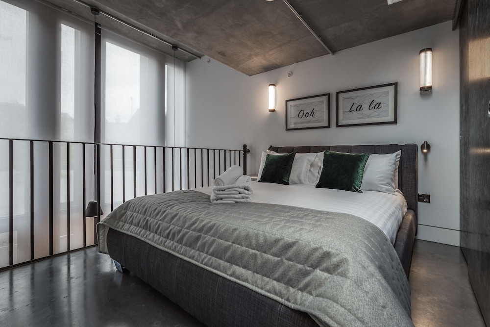 1 BEDROOM, APARTMENT