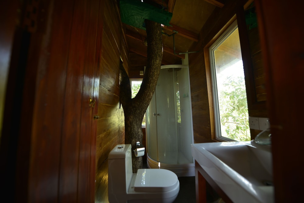 Pinthaliya Resort & Spa 50/50