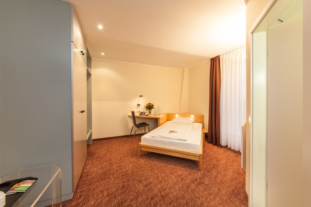 Select Hotel Silence Garden 36/80