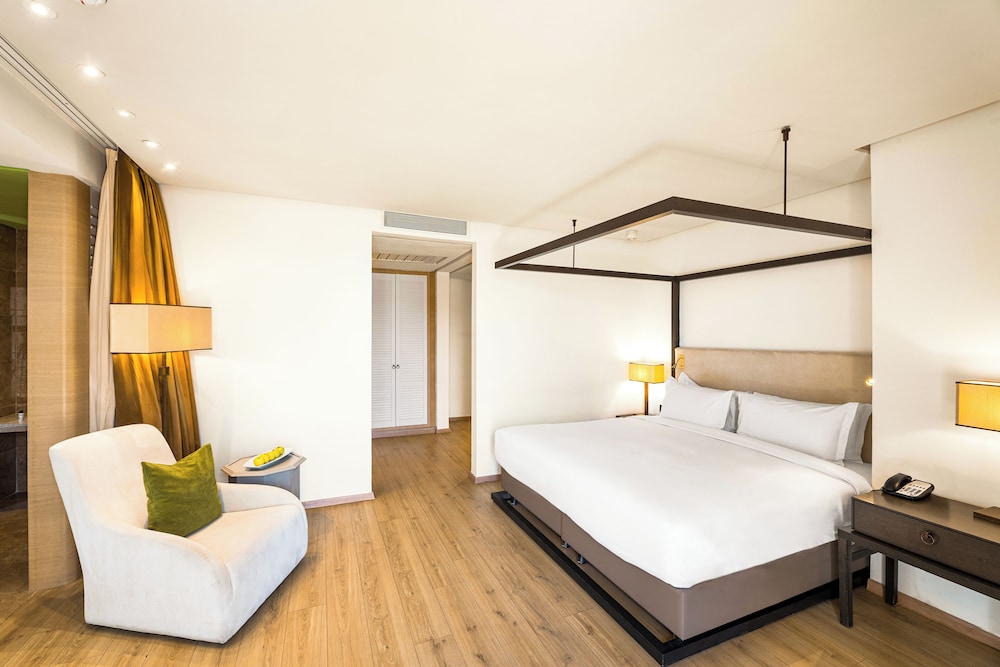 Room at Palmeraie Golf Palace by Pickalbatros, MARRAKECH