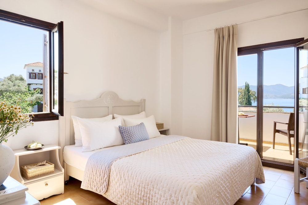 Leda Village Resort 9/50