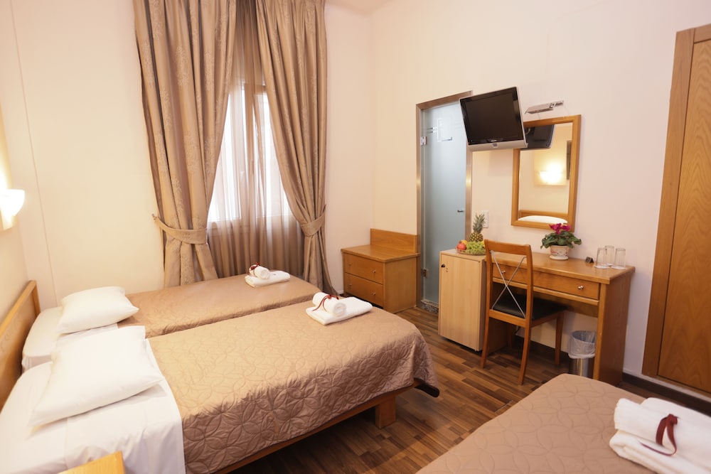 AEGEON HOTEL 22/50