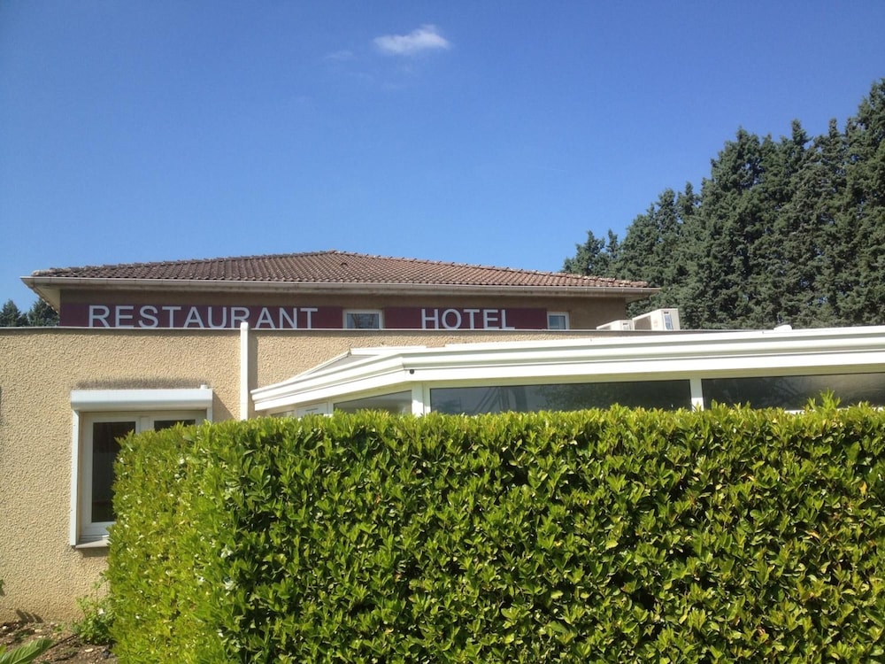 Hotel Du Moulin a Vent 28/32