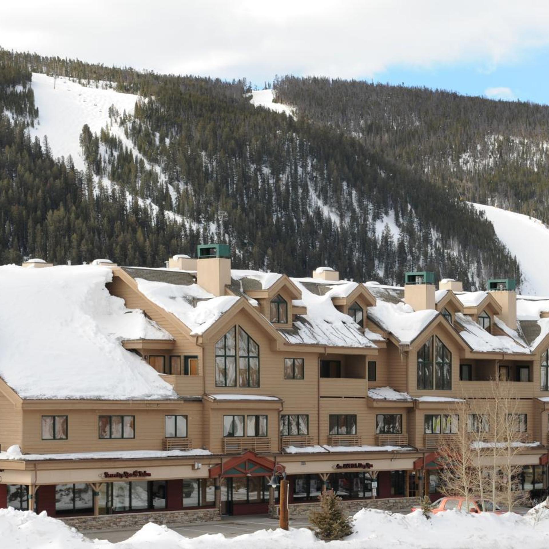 Gateway Mountain Lodge A Vail Resorts Property 3/50