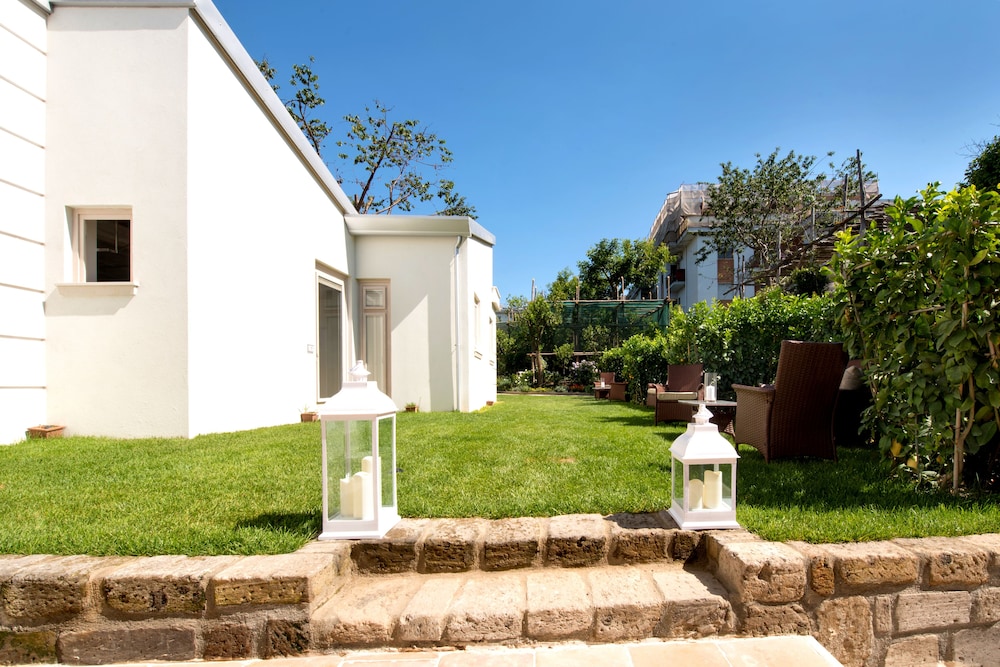 Don Antonino Relais Hotel 63/71