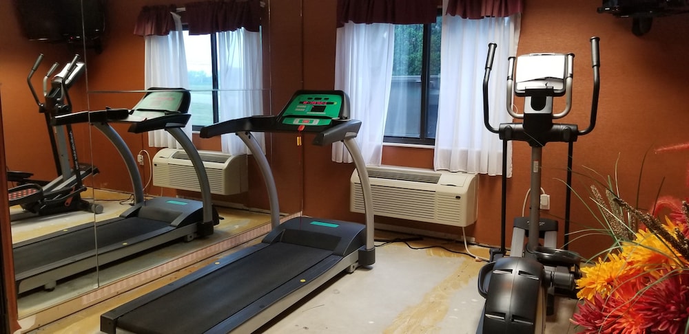Fairbridge Inn & Suites Batavia - Darien Amusement Park 18/33