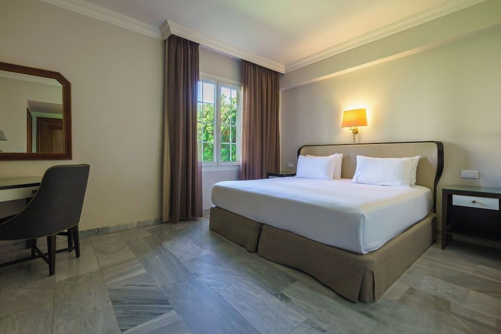 Junior Suite, Studio, Twin Beds