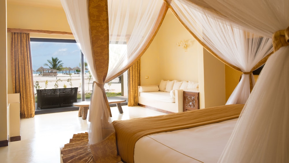 Gold Zanzibar Beach House and Spa 7/50