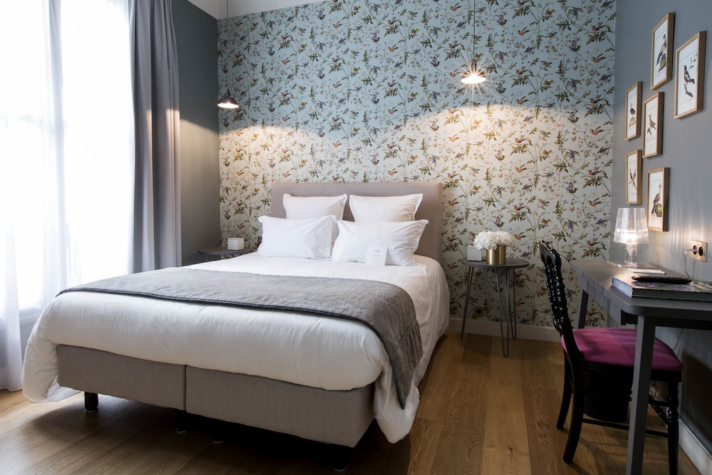 Mathis Elysees Matignon 23/69