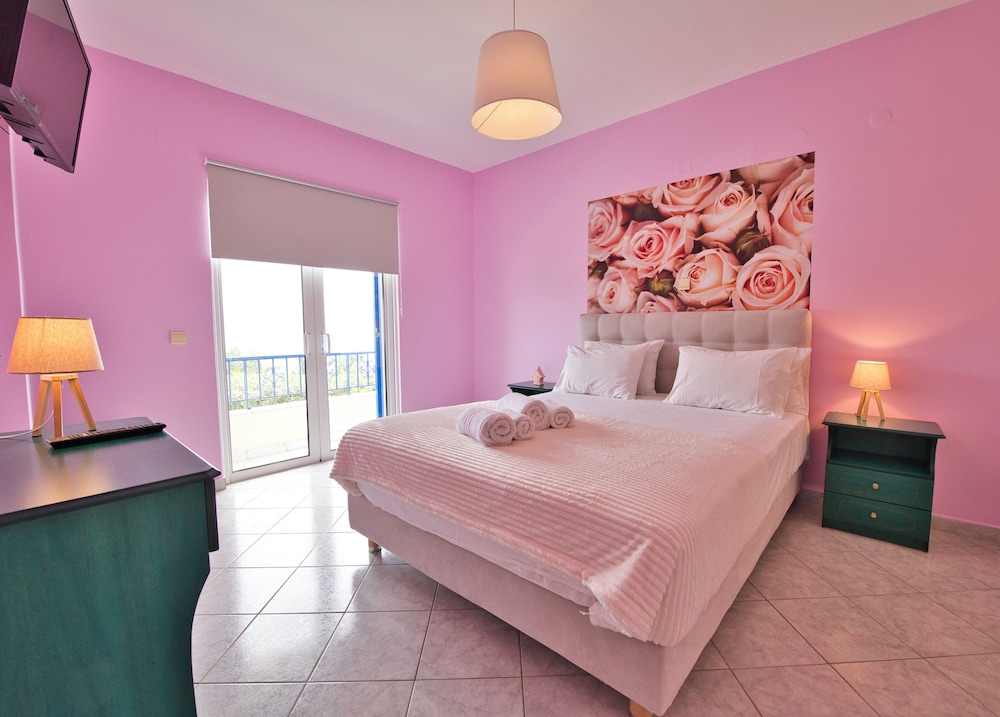 1 BEDROOM, APARTMENT, SEA VIEW