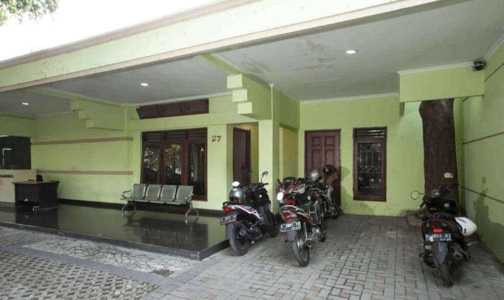 Soerabaja Place Guest House 14/32