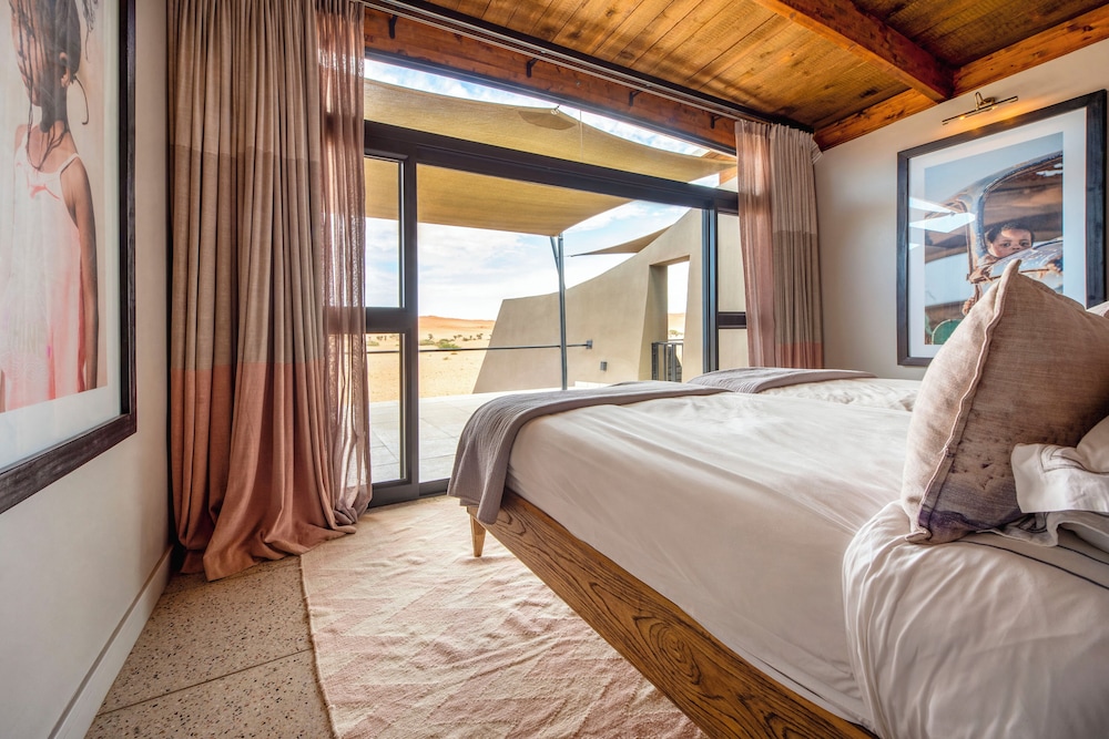 The Desert Grace, Gondwana Collection Namibia (PTY 11/58
