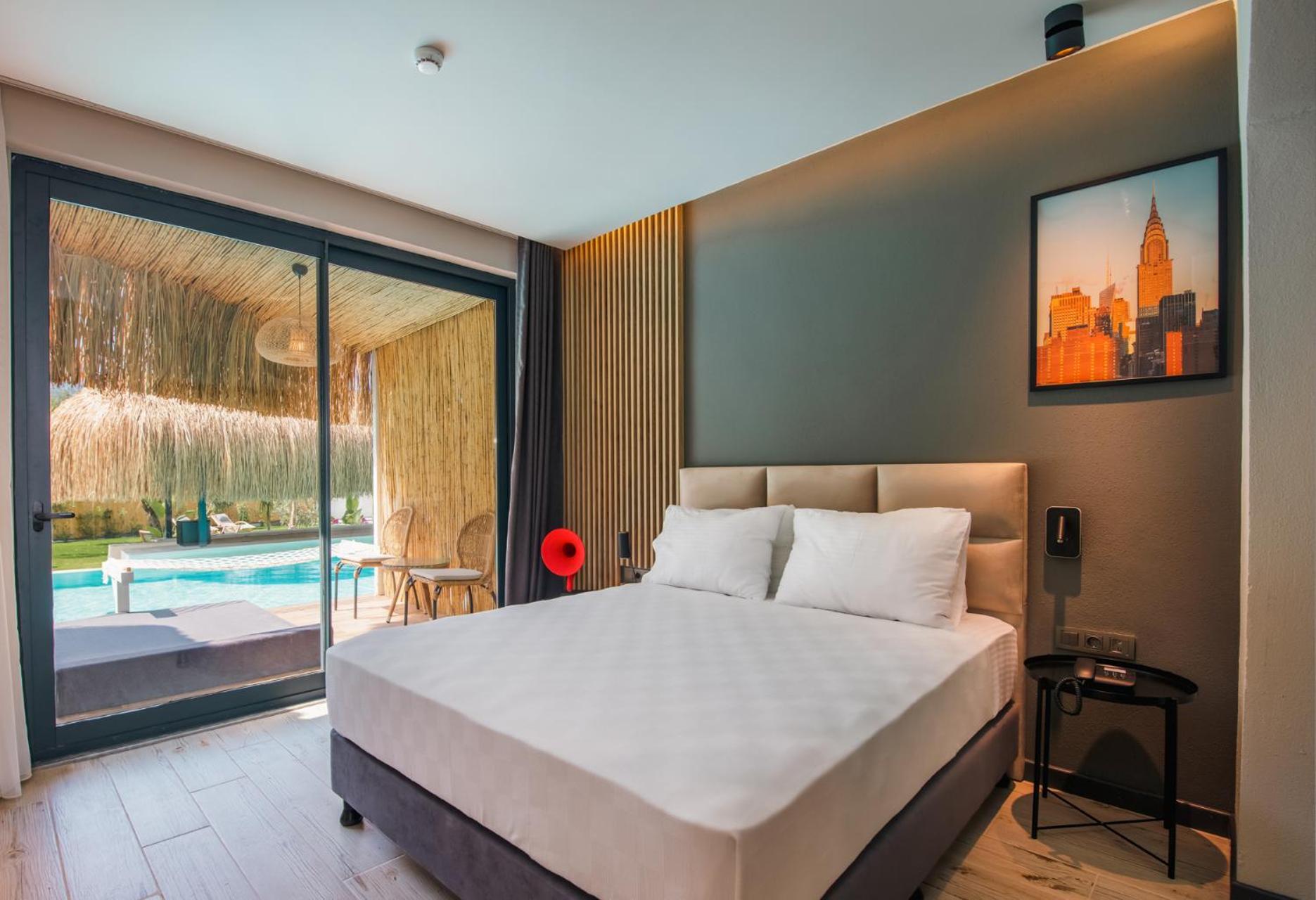 Room, Double Bed, Pool Access