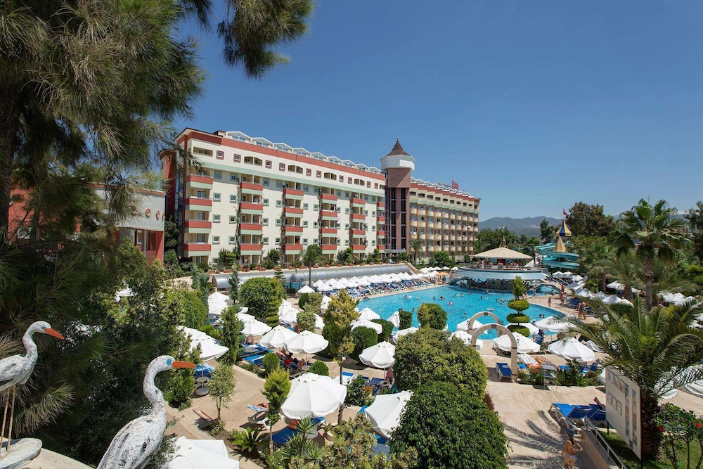 Saphir Hotel And Villas in ALANYA
