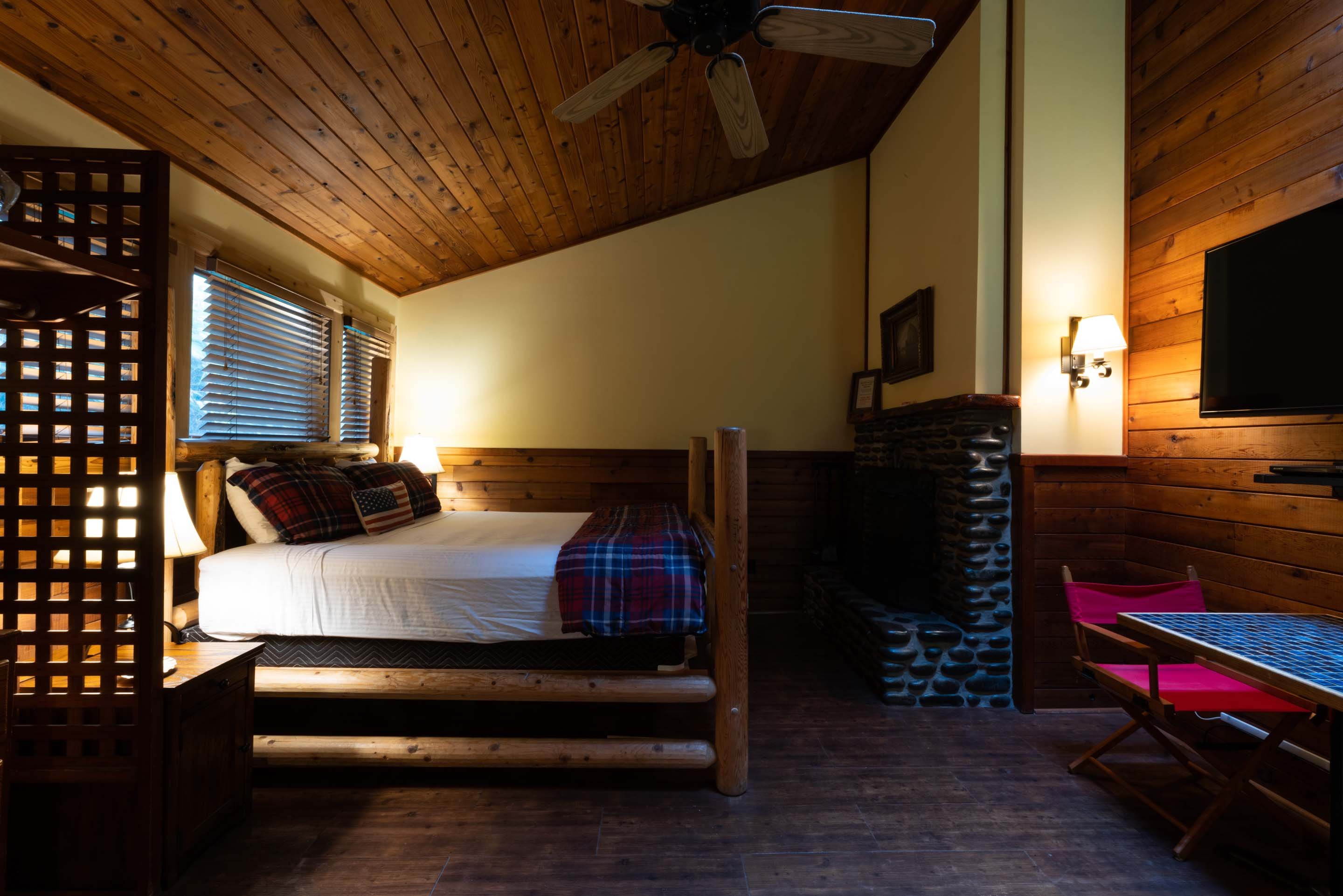 Cannon Beach Hotel Collection 6/39